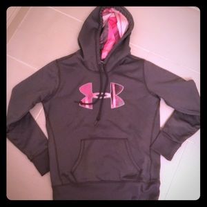 Under Armour Sweatshirt